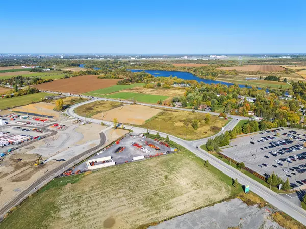 Barrhaven, ON K2C 3H1,11 Beckstead RD