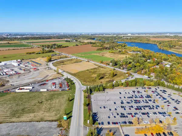 Barrhaven, ON K2C 3H1,11 Beckstead RD