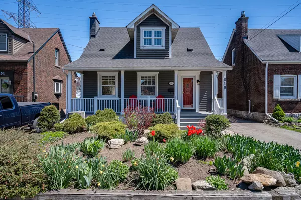 Hamilton, ON L8H 6Z5,849 Beach BLVD