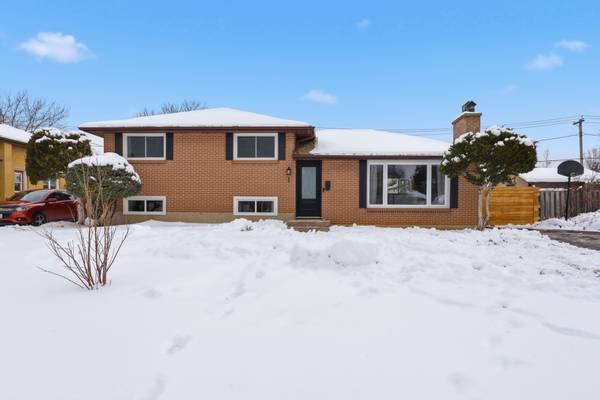 1 Nelles AVE, Quinte West, ON K8V 3A6