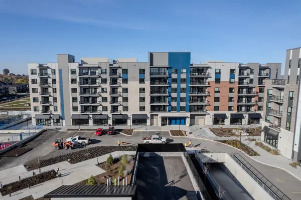 393 Codd's RD #106, Manor Park - Cardinal Glen And Area, ON K1K 2G8