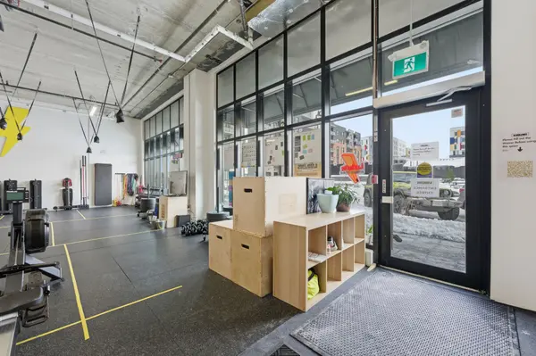 Manor Park - Cardinal Glen And Area, ON K1K 2G8,393 Codd's RD #106