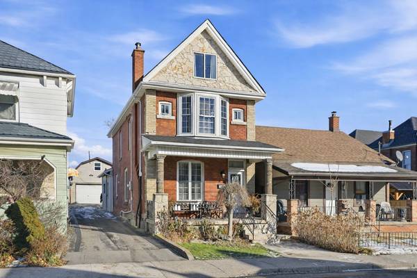 81 Simcoe ST E, Hamilton, ON L8L 3N3