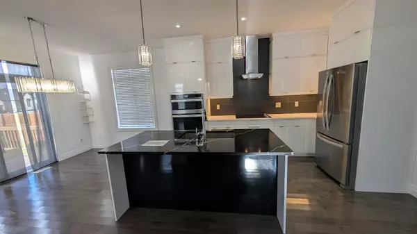 London South, ON N6P 0G5,3319 Regiment RD