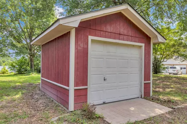 Murchison, TX 75778,12051 W Lake Drive