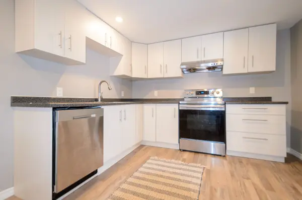 Barrie, ON L4N 3A4,46 Ellen ST