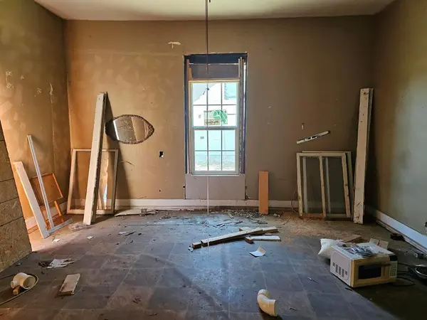 Paris, TX 75460,206 Plum