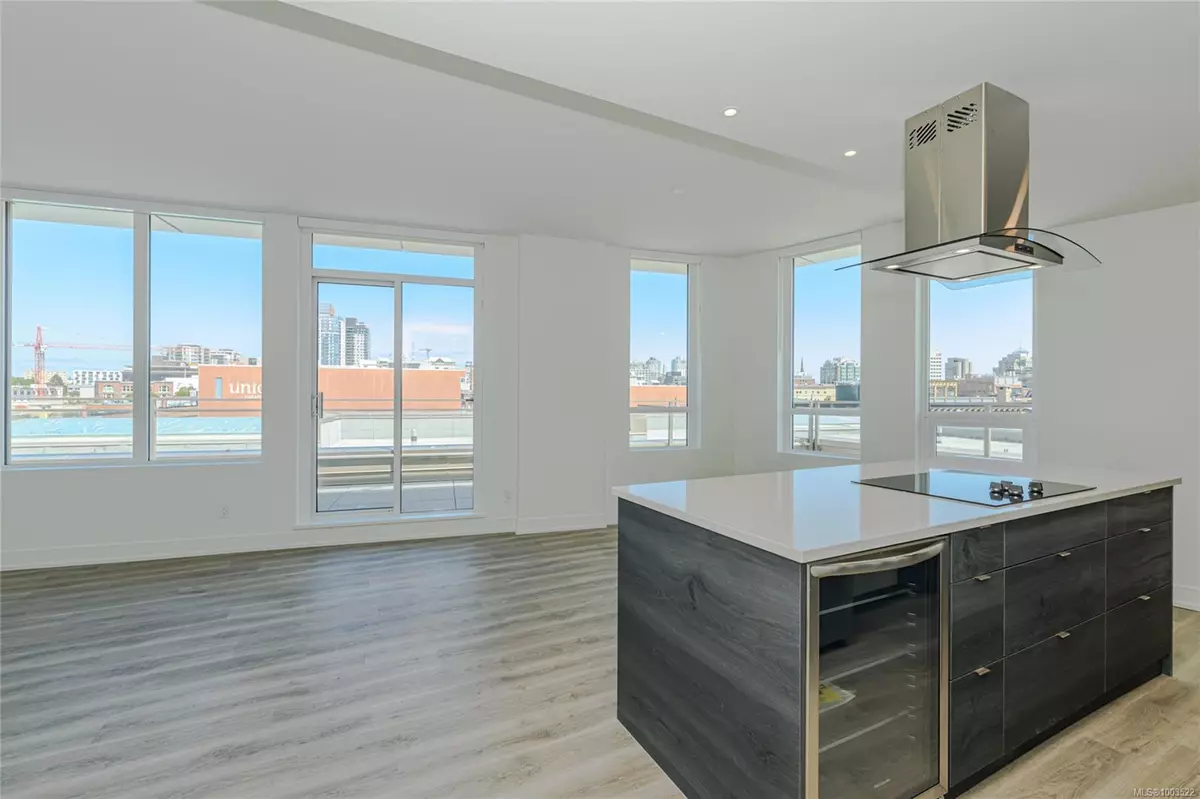 Victoria, BC V8W 0H1,1628 Store St #900