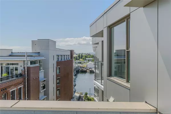 Victoria, BC V8W 0H1,1628 Store St #900