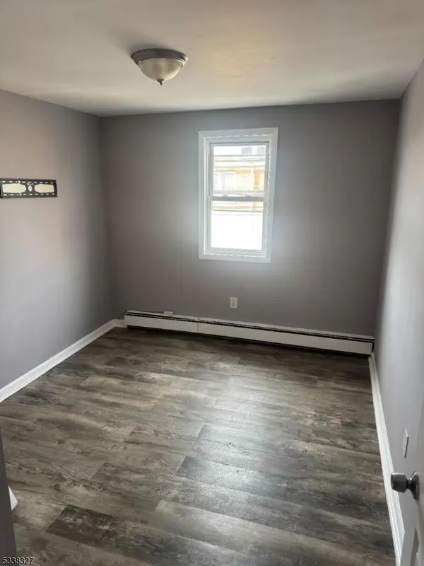 Elizabeth City, NJ 07206,73 Florida St #2B