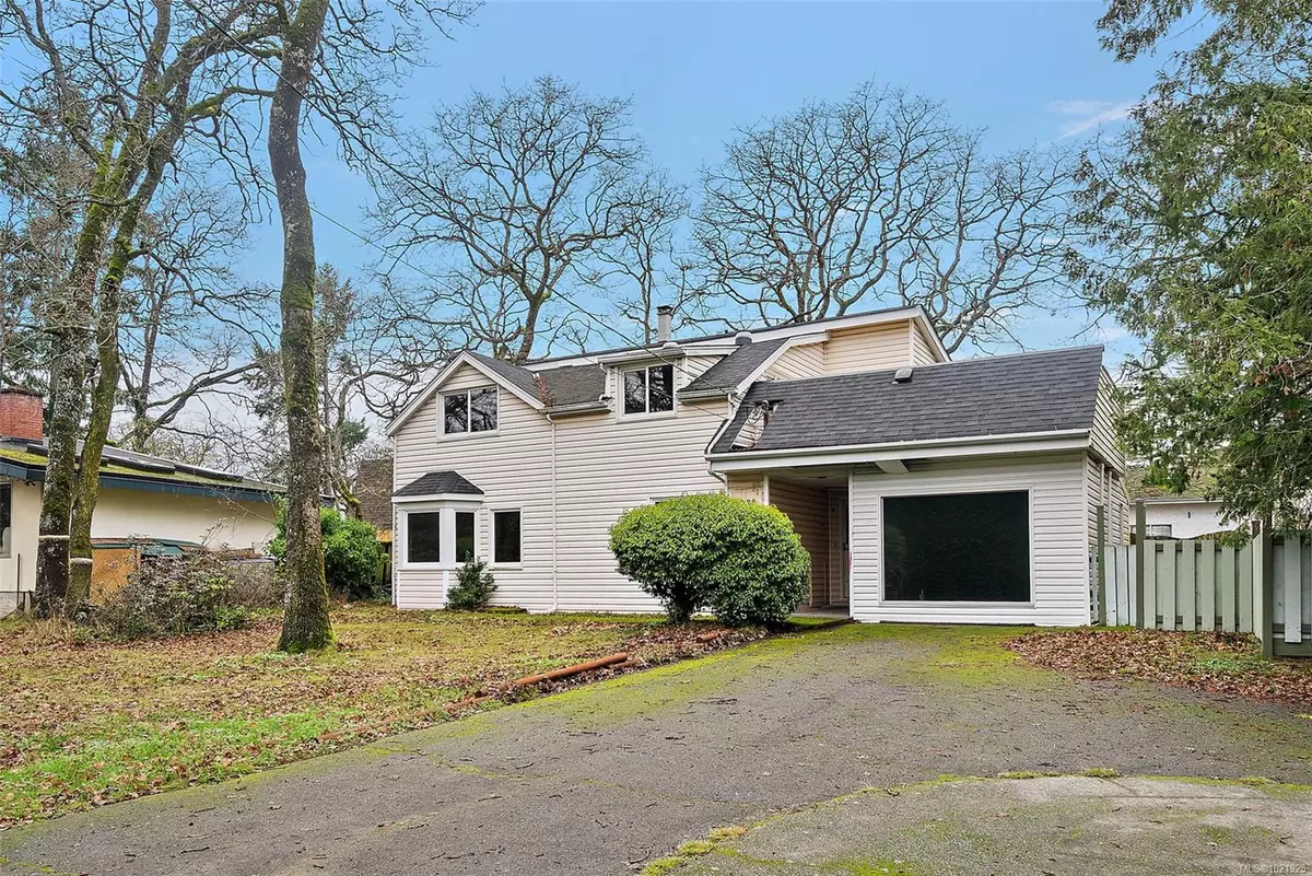 Saanich, BC V8P 2R4,1826 Cedar Hill Cross Rd