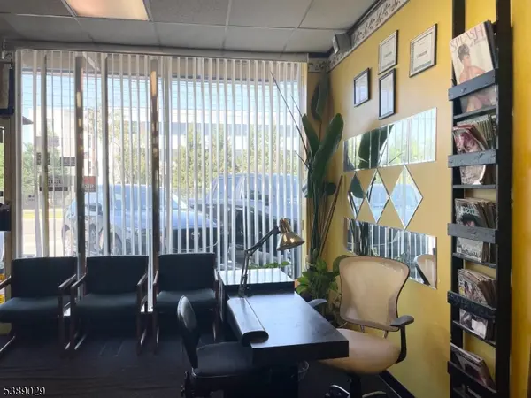 Elmwood Park Boro, NJ 07407,248 Broadway