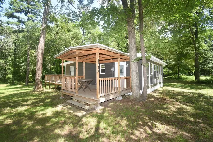 1611 County Road 1858, Yantis, TX 75497