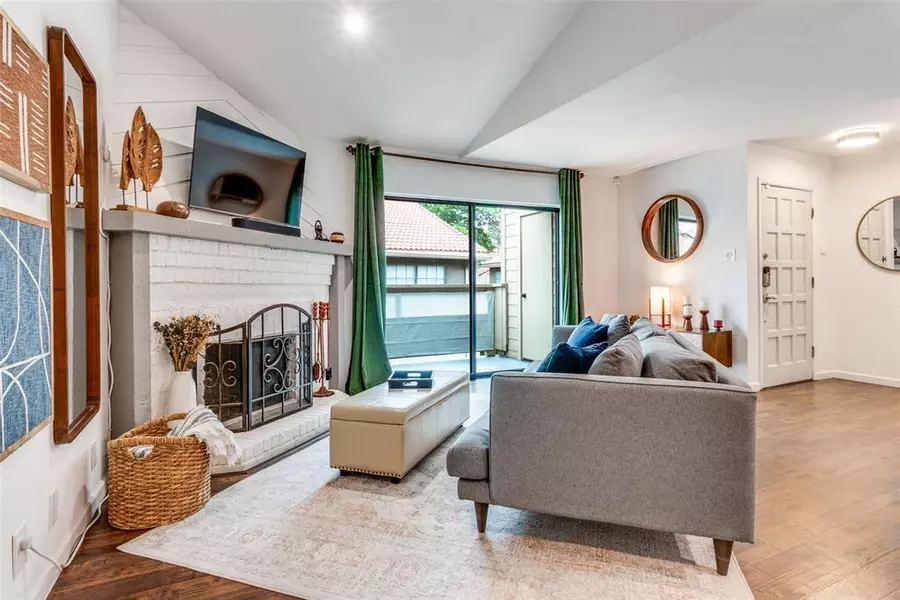 5200 Martel Avenue #6Q, Dallas, TX 75206