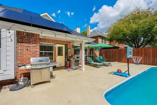 Dallas, TX 75249,7046 Panavision Trail