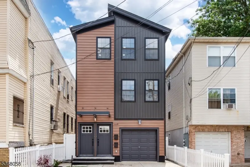 Irvington Twp., NJ 07111,43 Tichenor Ter