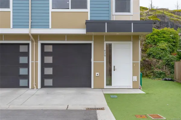 Langford, BC V9B 6M1,629 Selwyn Close