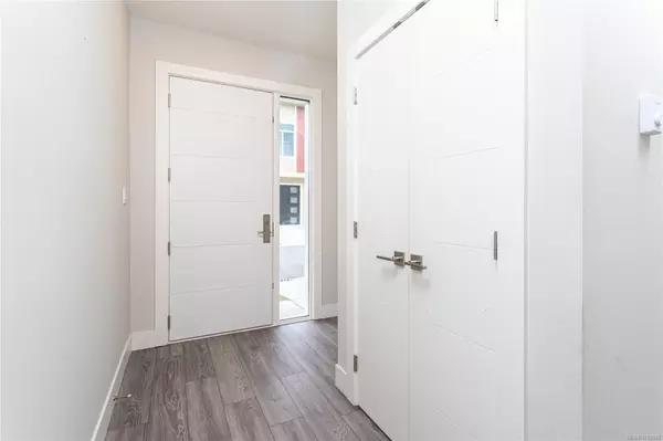 Langford, BC V9B 6M1,629 Selwyn Close