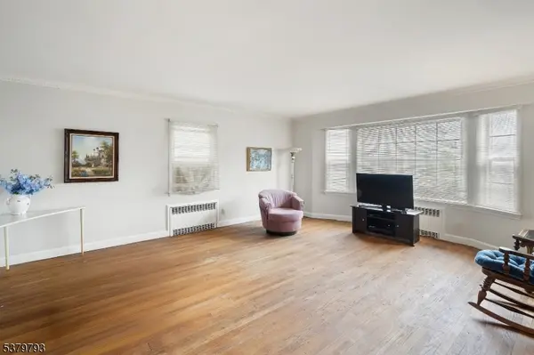 West Orange Twp., NJ 07052,31 Collamore Ter