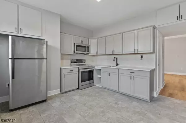 Elizabeth City, NJ 07206,139 Ripley Pl