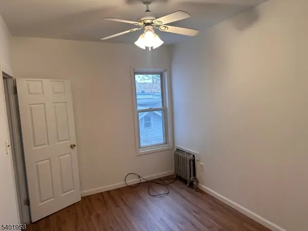 Paterson City, NJ 07501,986 Madison Ave