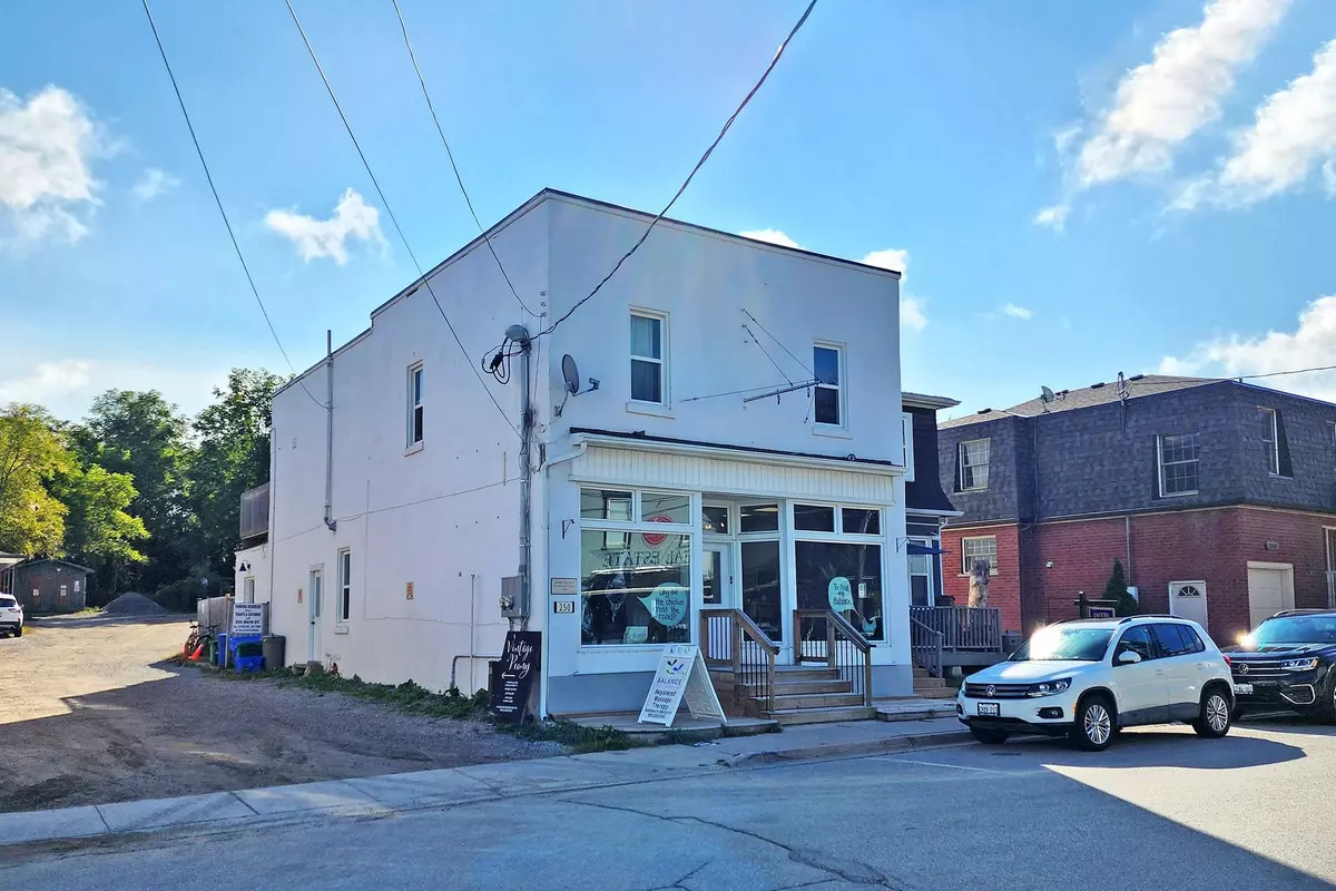 King, ON L0G 1T0,250 Main ST #4