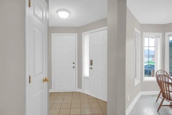 Kanata, ON K2V 1B5,22 Halkirk AVE