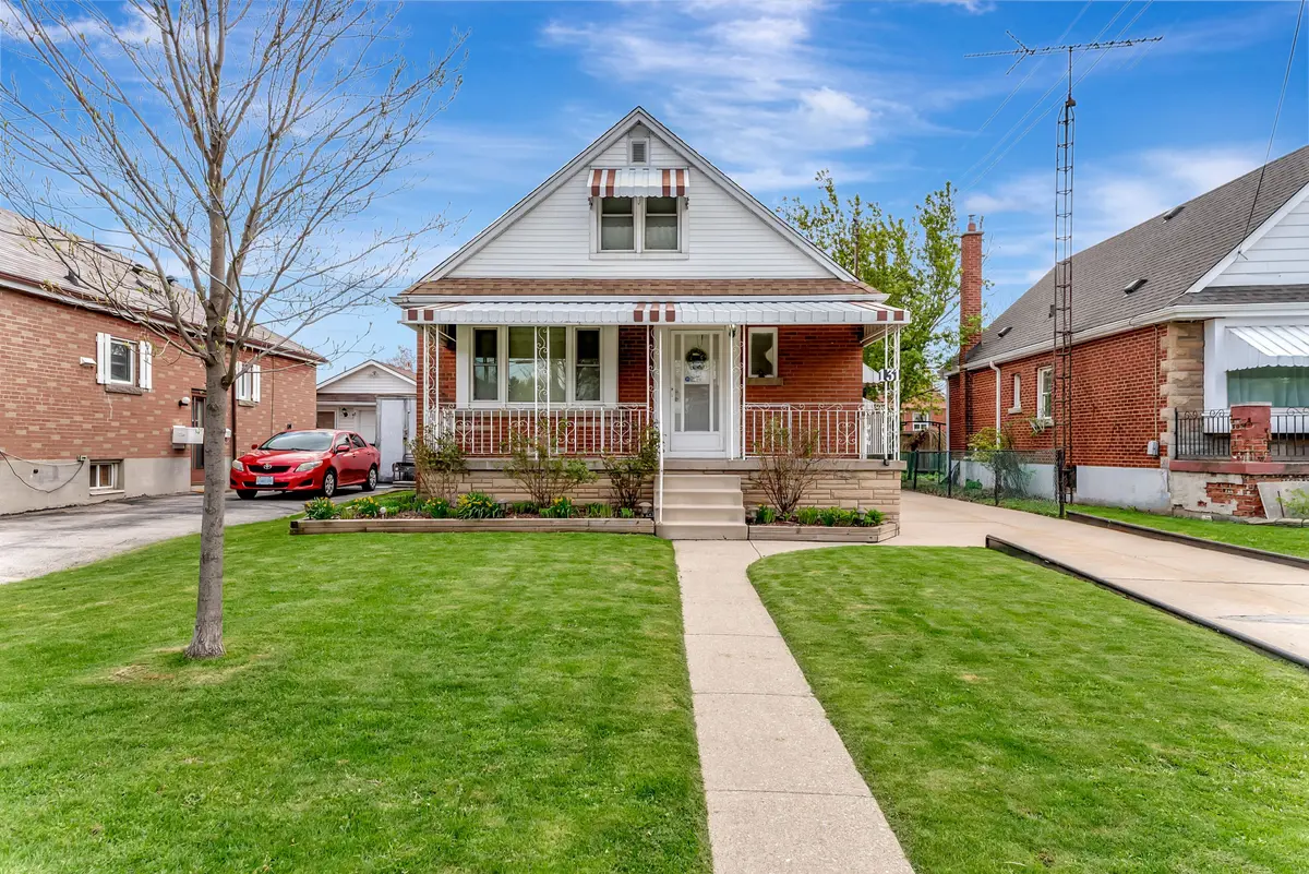 Hamilton, ON L8T 3A2,131 East 42nd ST