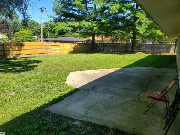 Roseville, MI 48066,32315 beaconsfield street RD