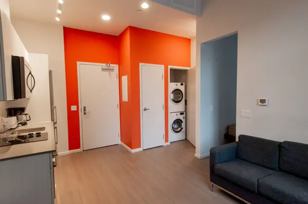 Dows Lake - Civic Hospital And Area, ON K1S 5E5,105 Champagne AVE S #216