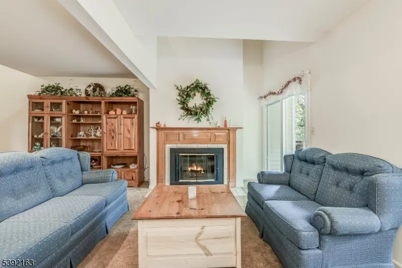 76 Carriage Ln, Newton Town, NJ 07860