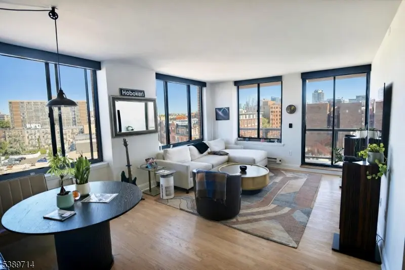 Hoboken City, NJ 07030,415 Newark St