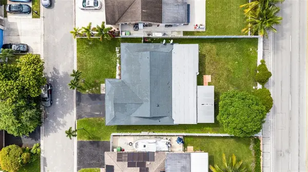 Tamarac, FL 33321,9701 NW 83rd St