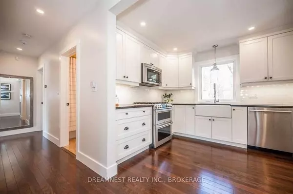 Burlington, ON L7N 1Y7,249 Lakeview AVE