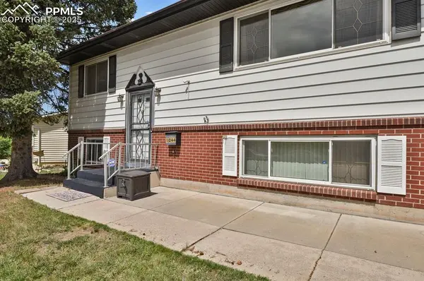 Colorado Springs, CO 80915,1044 Doyle PL