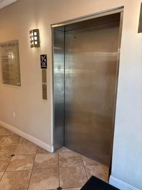 Davie, FL 33330,4765 SW 148 Avenue #503