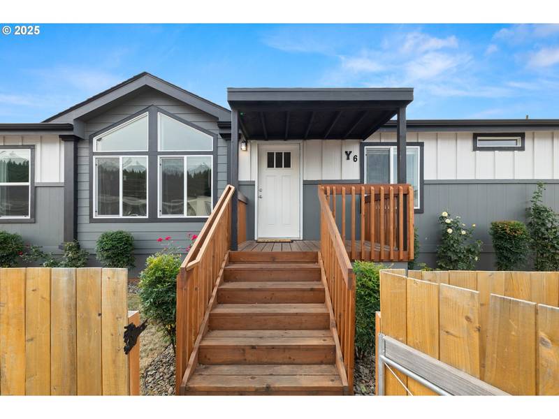 10701 SE HIGHWAY 212 #Y6, Clackamas, OR 97015