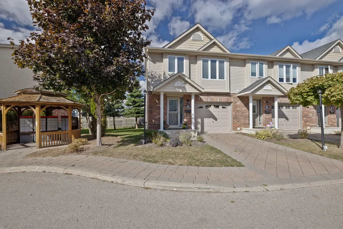 London East, ON N5V 0A7,1625 Purser ST #39