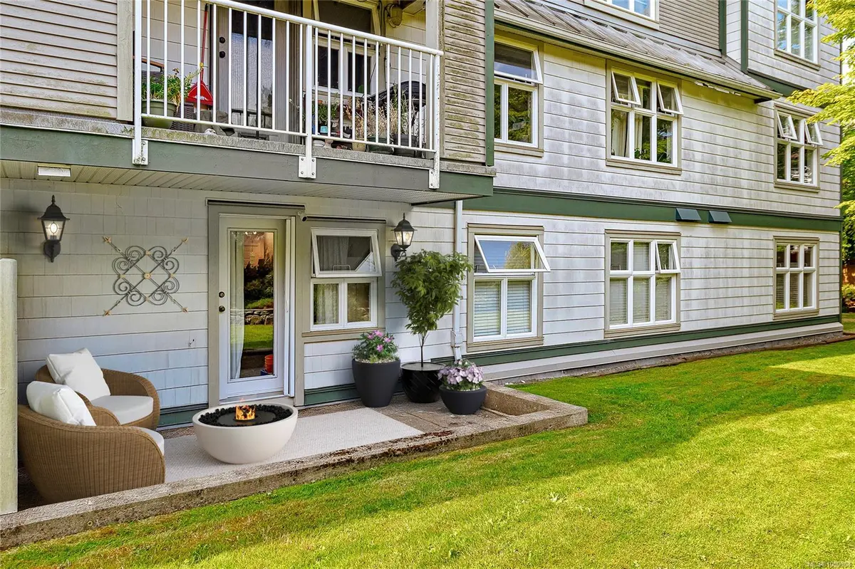 Victoria, BC V9A 1P6,3010 Washington Ave #105