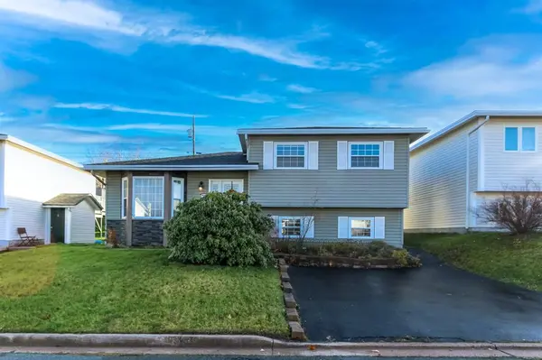 73 Sparrow Drive, Conception Bay South, NL A1W4P9