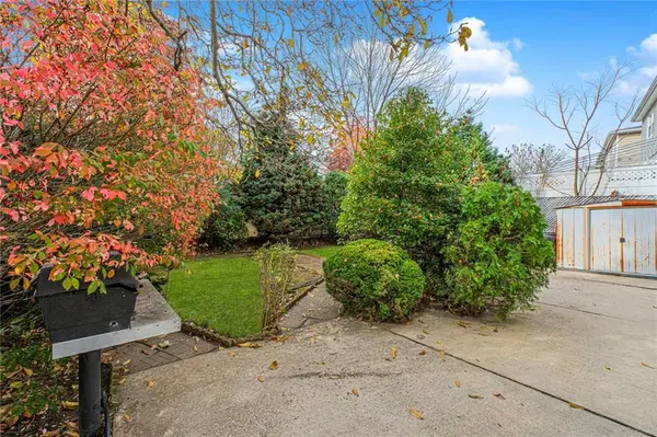 Staten  Island, NY 10314,16 Bowling Green PL