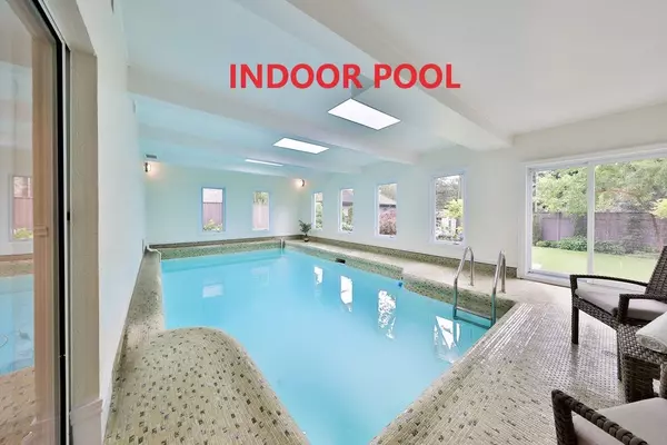 Oakville, ON L6J 1S3,1316 Cambridge DR