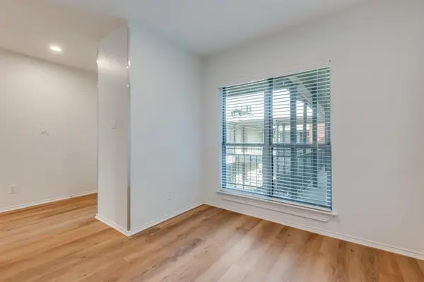 Dallas, TX 75205,4501 Druid Lane #320