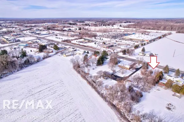 9560 Birch Run RD, Birch Run Twp, MI 48415