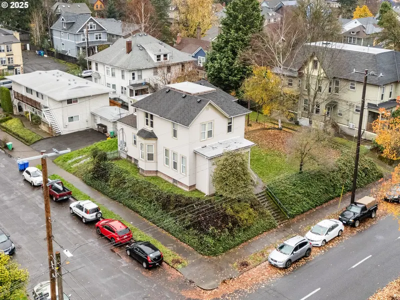 1705 SE Morrison ST, Portland, OR 97214