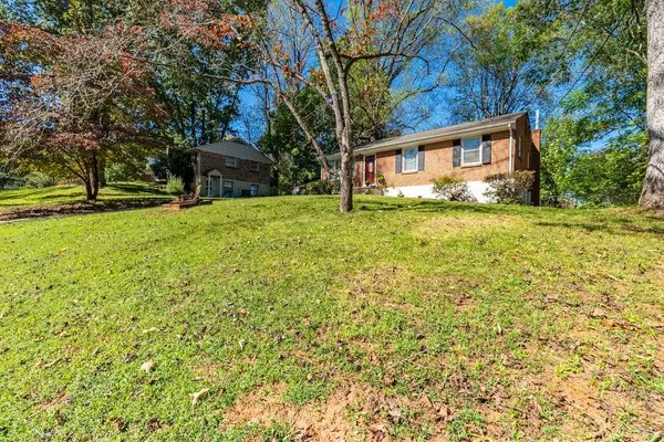 Lynchburg, VA 24501,1310 Ashbourne DR