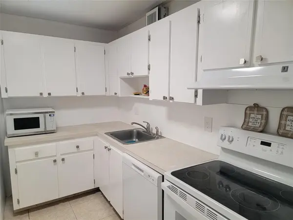 North Lauderdale, FL 33068,8220 SW 24th St #4215