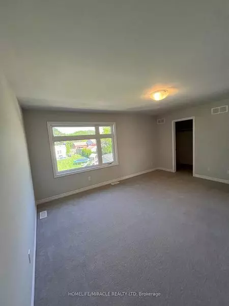 Niagara Falls, ON L2G 5S3,5678 Dorchester RD #60