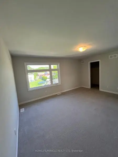 Niagara Falls, ON L2G 5S3,5678 Dorchester RD #60