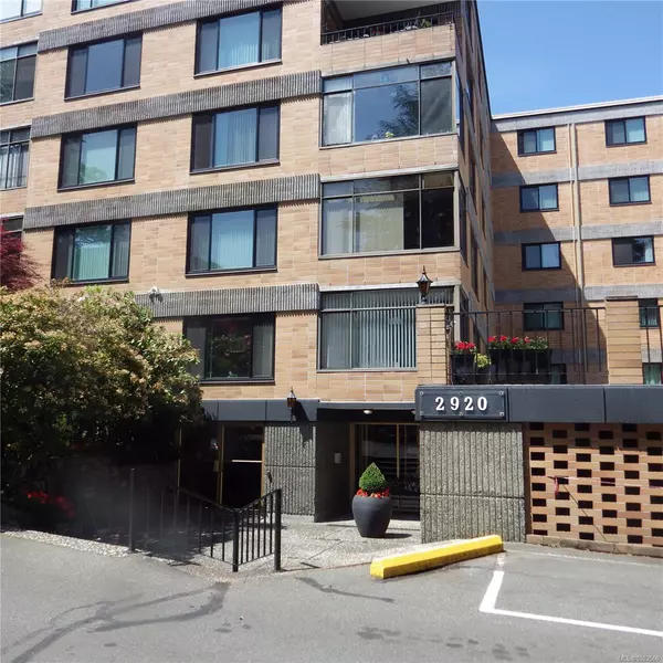 2920 Cook St #403, Victoria, BC V8T 3S7
